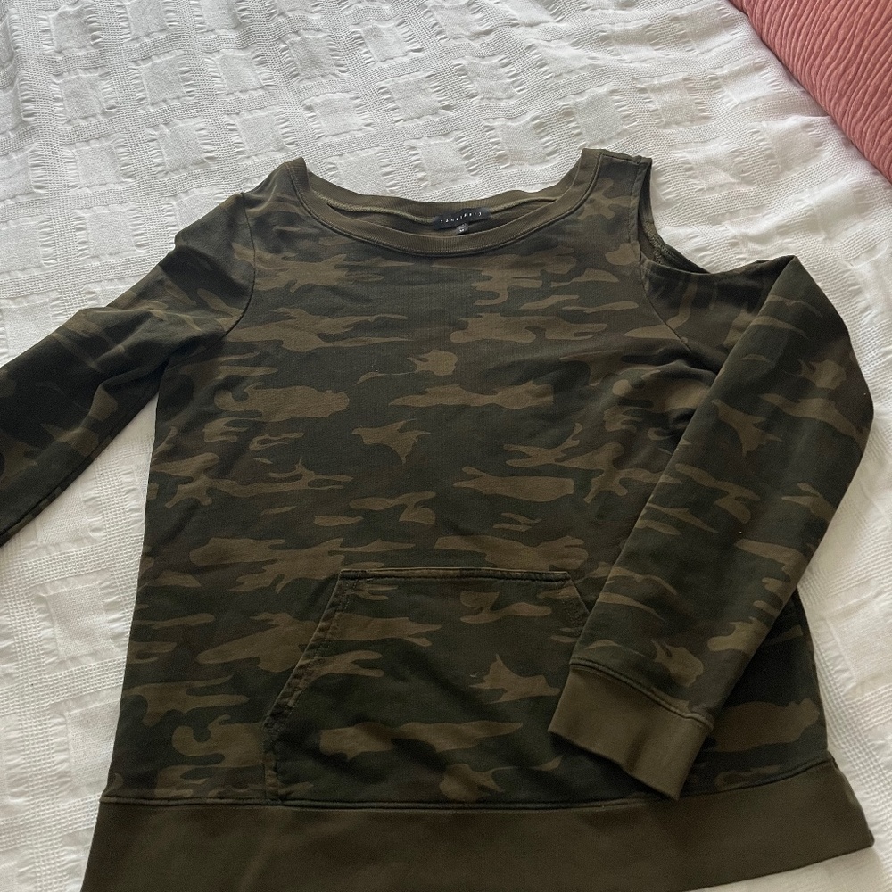 Sanctuary Cold Shoulder Sweatshirt (M)